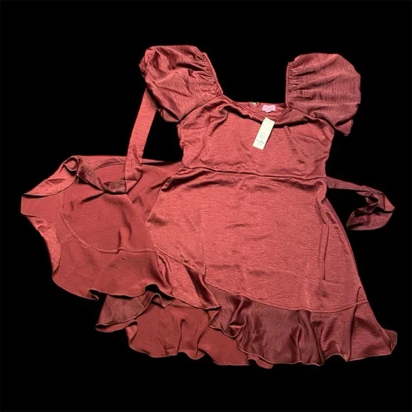 Burgundy Francesca’s Wrap dress - Picture 2 of 4